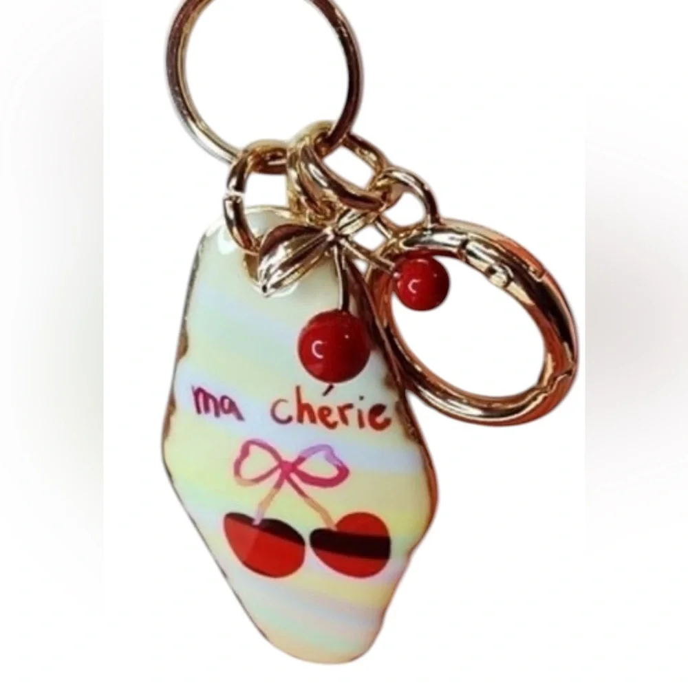 PIPER K Retro Style Motel Hotel Key Ma Chérie Cherry Keychain Bag Charm NEW NWT